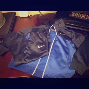 Nike jacket/pants set